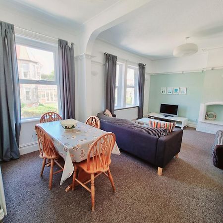 Beachcomber Holiday Apartments Swanage Room photo